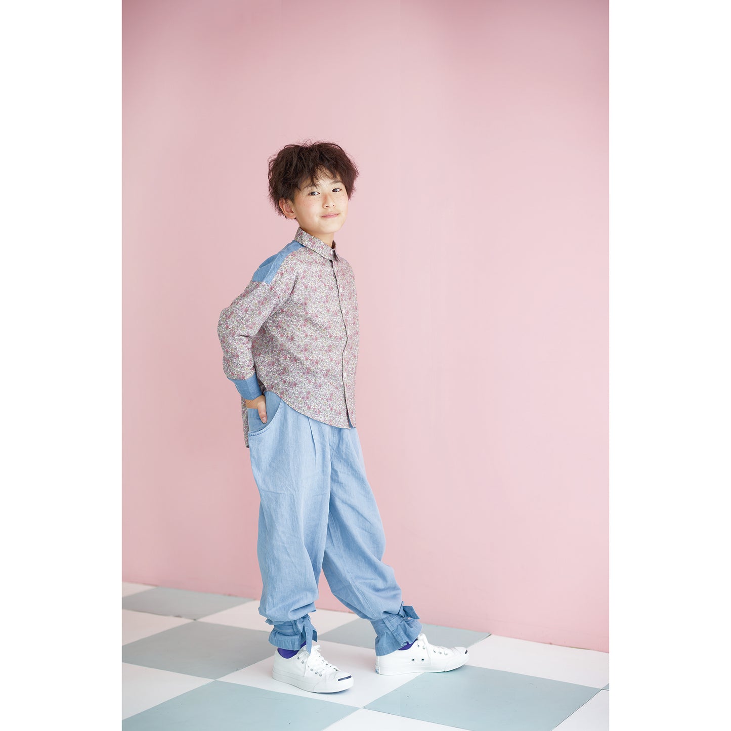 ヴィンテージ風花柄シャツ